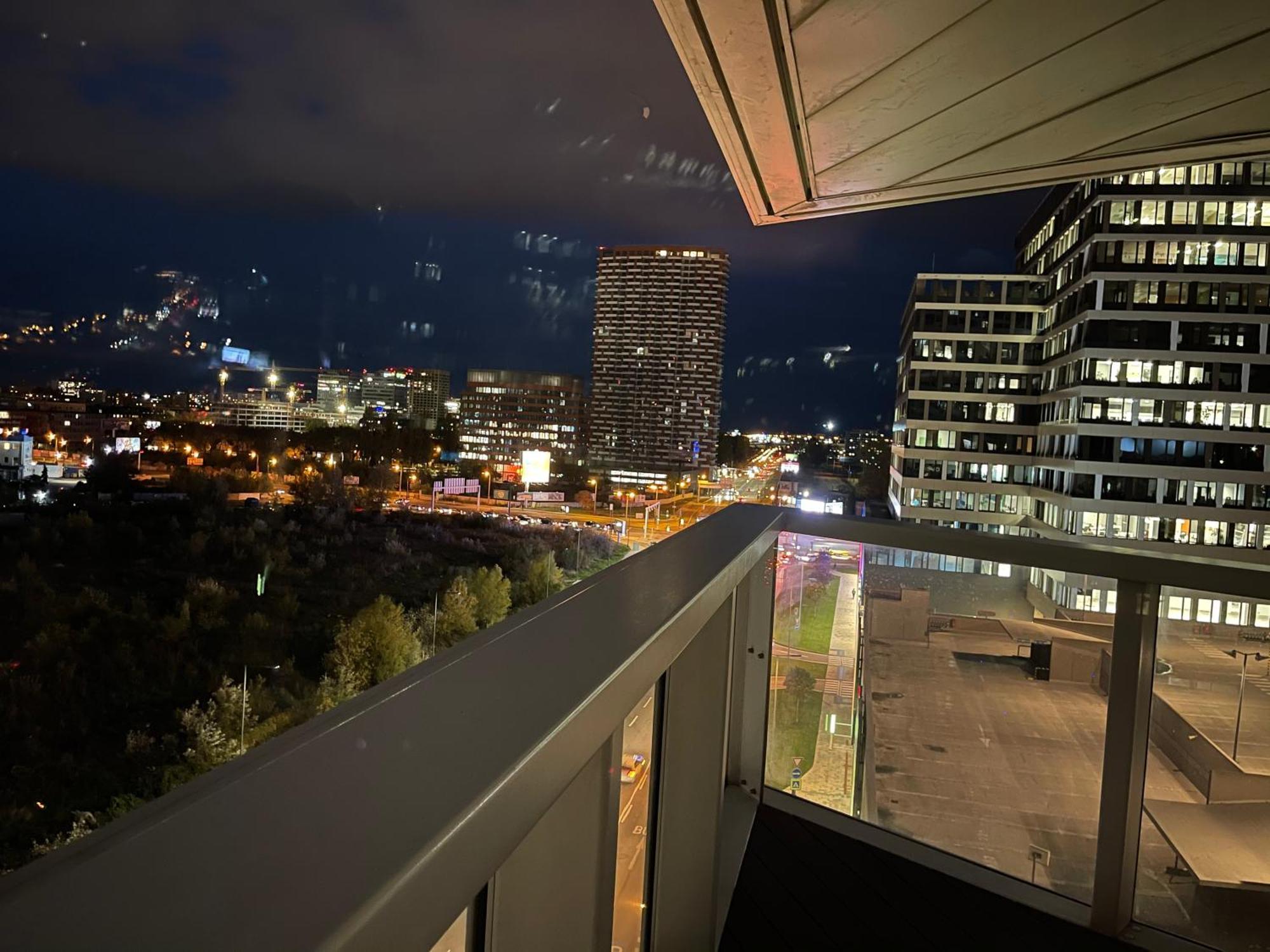Sag Panorama City Apartment 3 Rooms Free Parking Free Wifi Братислава Екстериор снимка